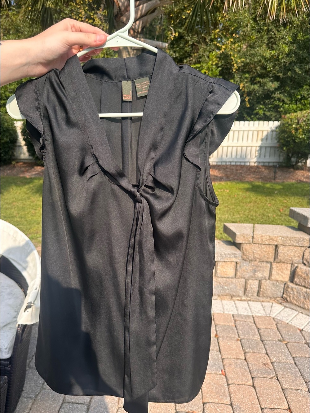 Sleeveless Tie-Neck Blouse in Black
